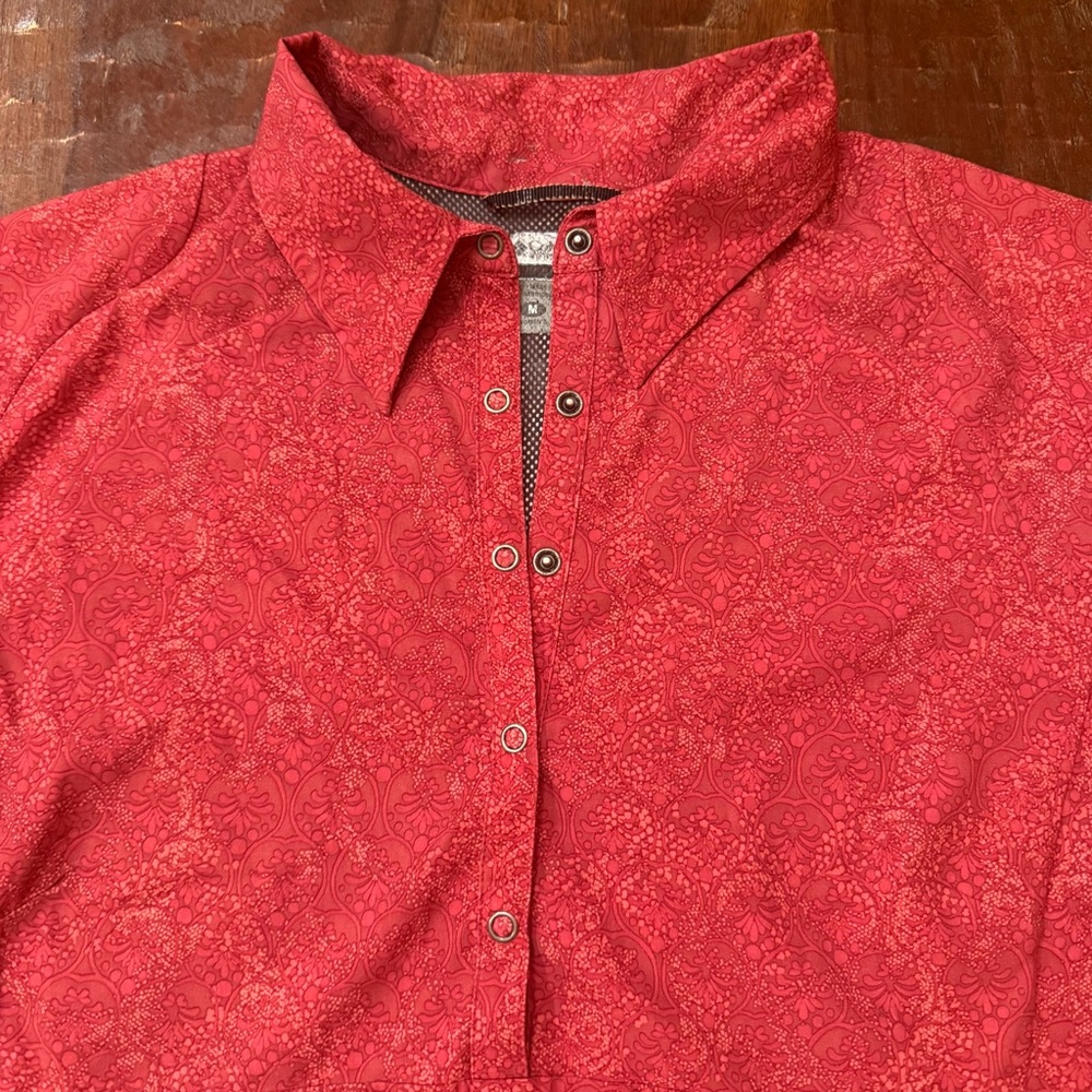 Columbia Women's Red Titanium Omni Dry Collared Shirt - Picture 3 of 16